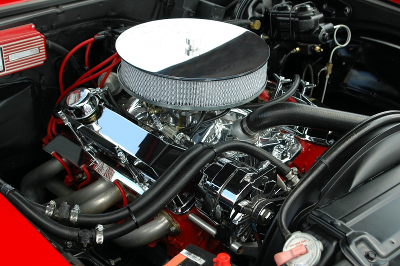 garagiste-CORRENS-min_car-engine-1548434